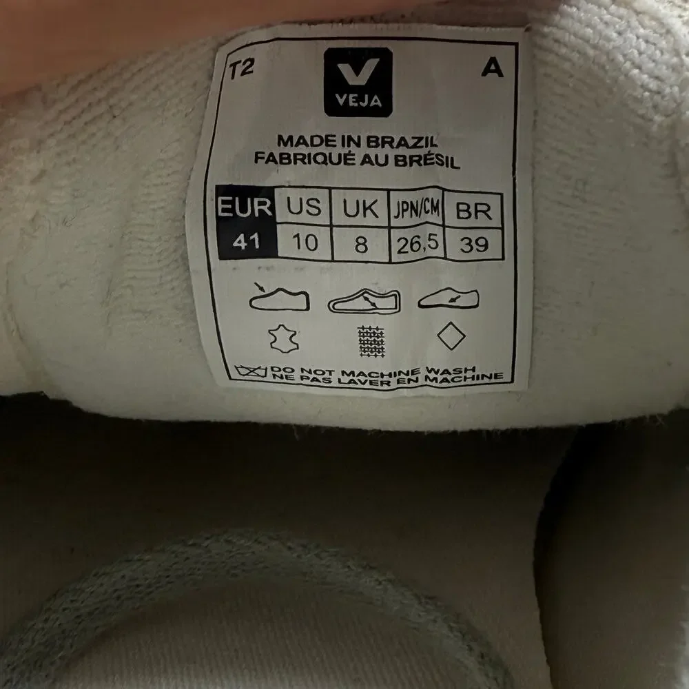 Veja Silver and Gray Women's Sneakers - Picture 6 of 6